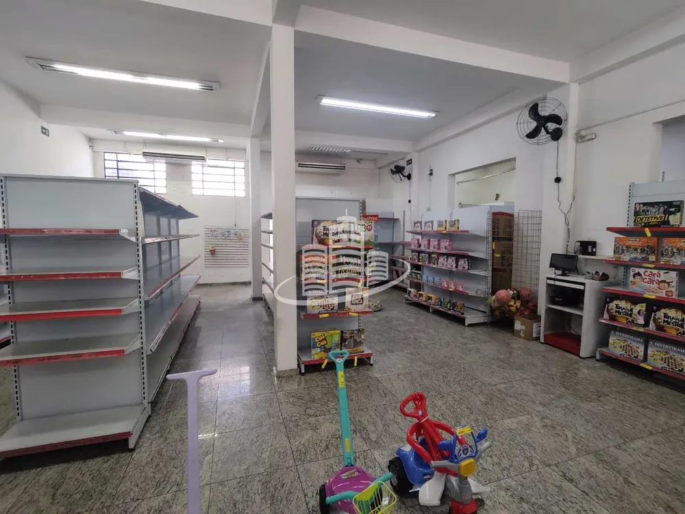 Prédio Inteiro, 550 m² - Foto 1