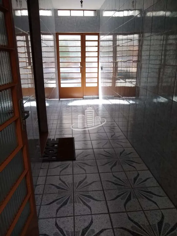 Sobrado, 3 quartos, 249 m² - Foto 2