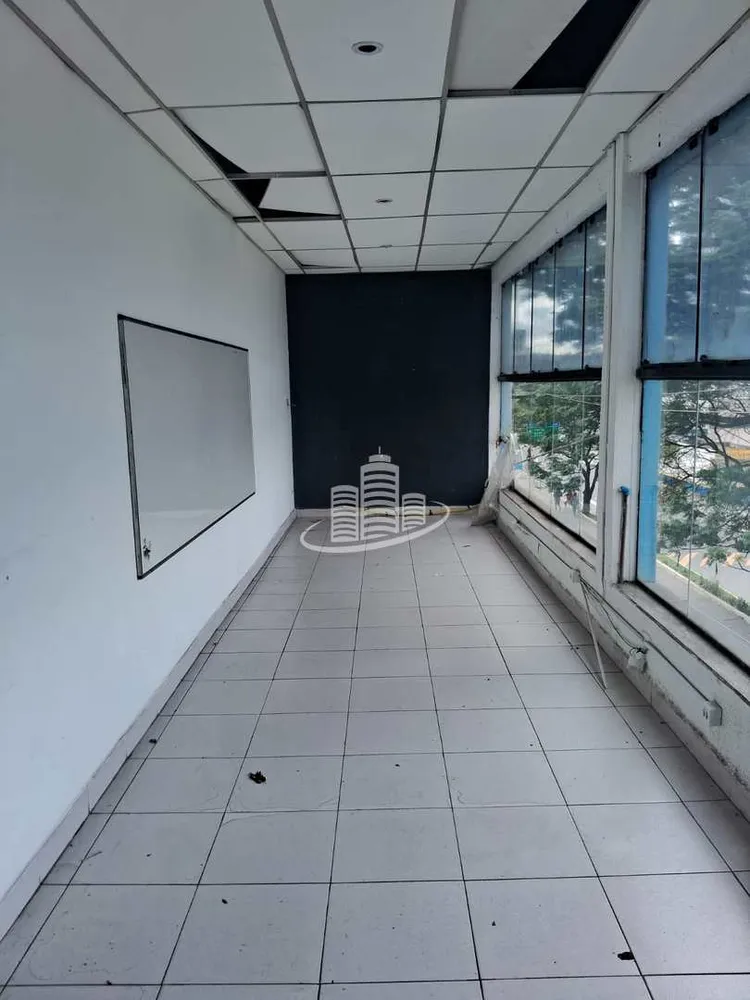 Sala-Conjunto, 300 m² - Foto 1