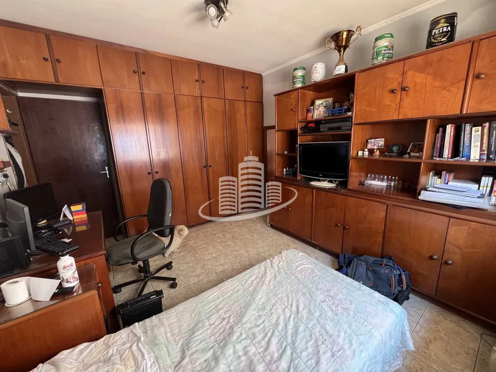 Casa, 3 quartos, 324 m² - Foto 1