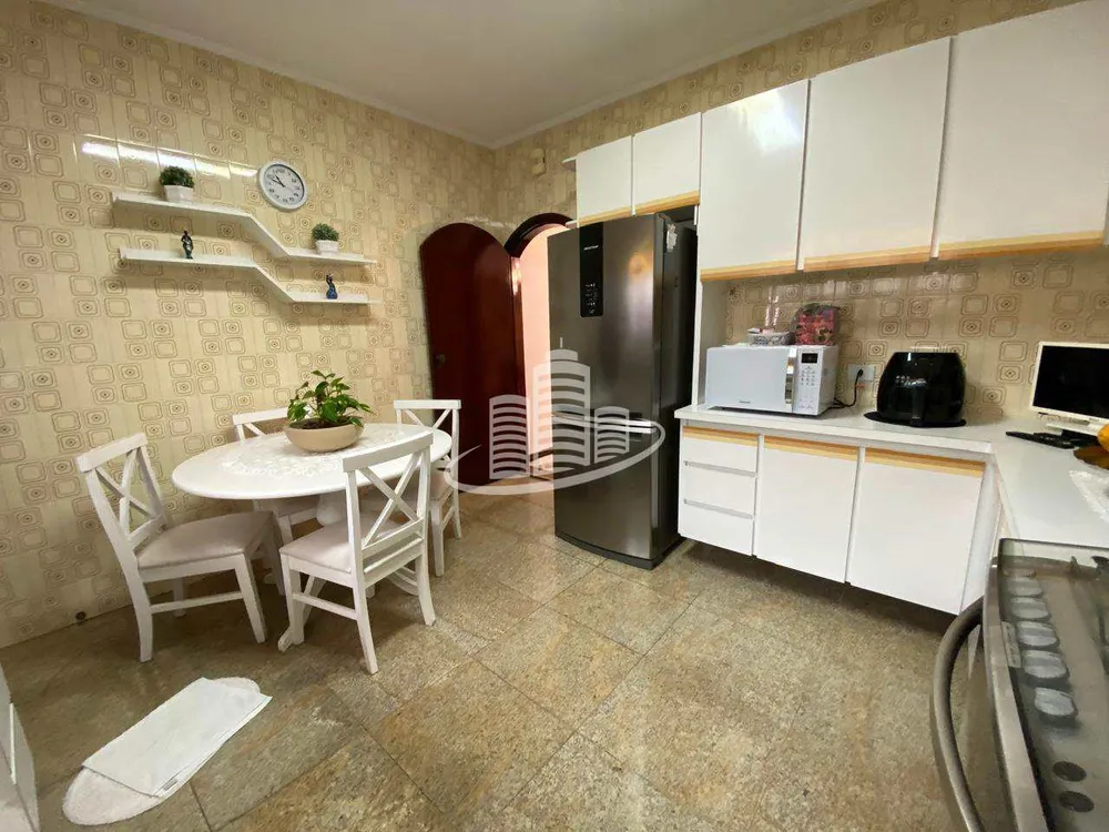 Casa, 3 quartos, 295 m² - Foto 11
