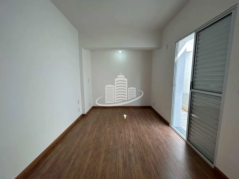 Casa, 3 quartos, 187 m² - Foto 3