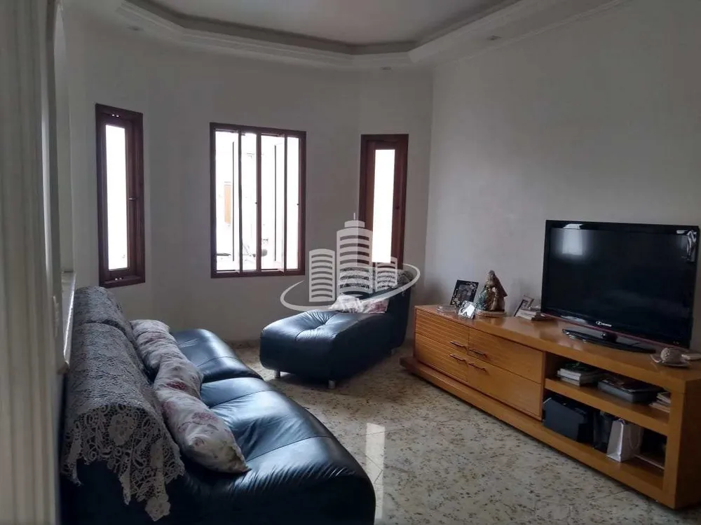 Sobrado, 3 quartos, 305 m² - Foto 2