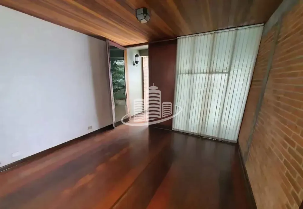 Sobrado, 4 quartos, 266 m² - Foto 2