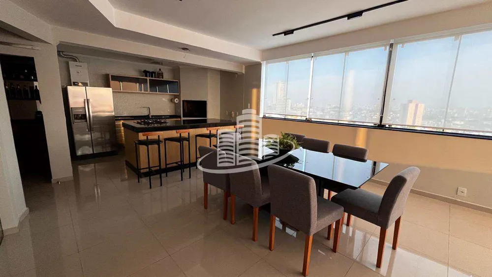Cobertura, 3 quartos, 220 m² - Foto 1