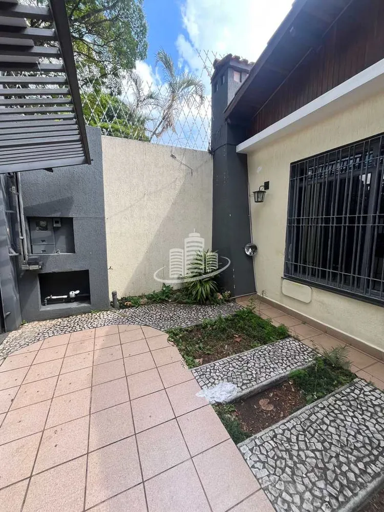 Casa, 3 quartos, 235 m² - Foto 2