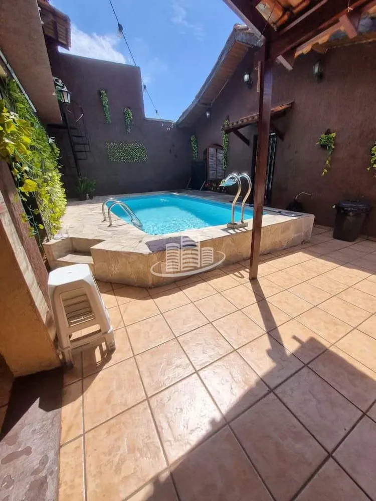 Casa, 3 quartos, 250 m² - Foto 16