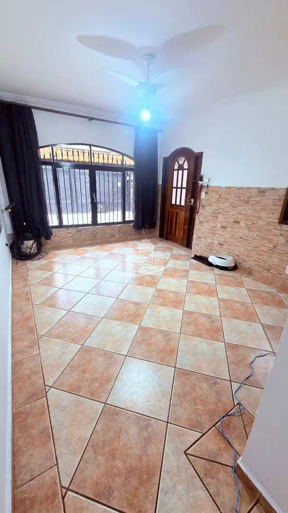 Casa, 3 quartos, 250 m² - Foto 12