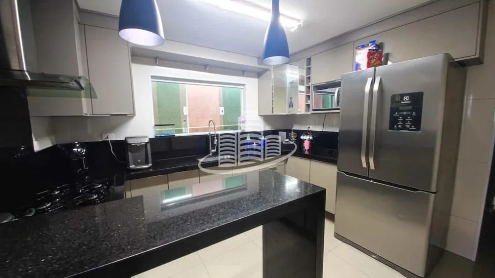 Sobrado, 2 quartos, 180 m² - Foto 1