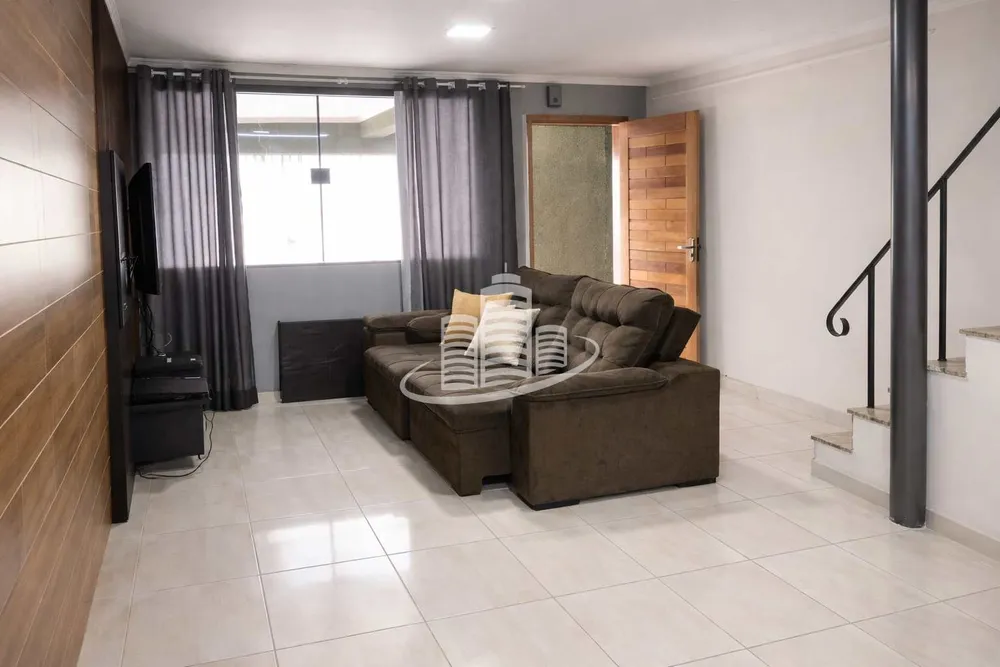 Sobrado, 2 quartos, 250 m² - Foto 1
