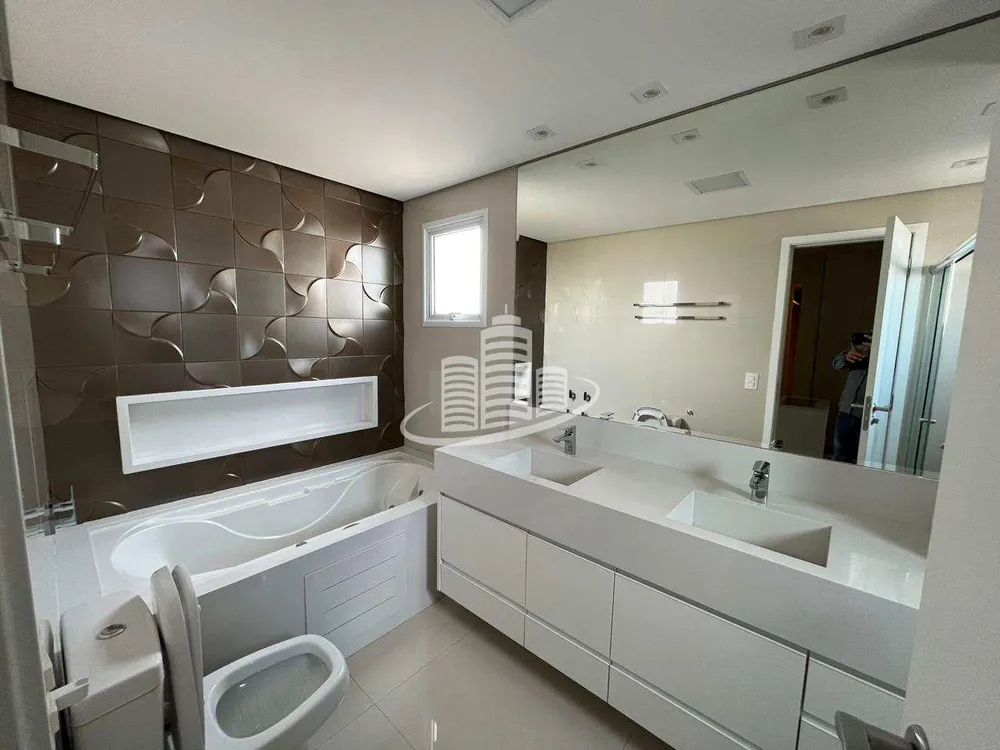 Apartamento, 3 quartos, 265 m² - Foto 2