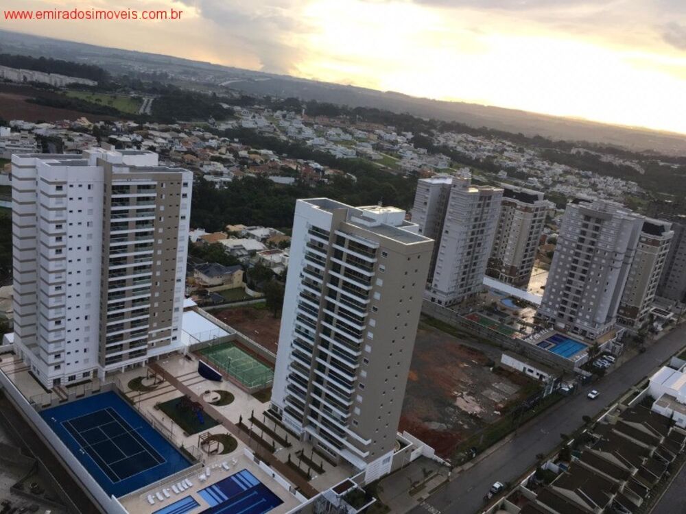Apartamento à venda com 3 quartos, 140m² - Foto 1