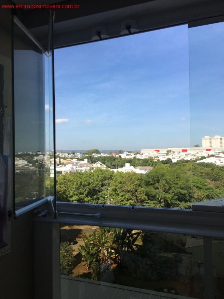 Apartamento à venda com 3 quartos, 140m² - Foto 4