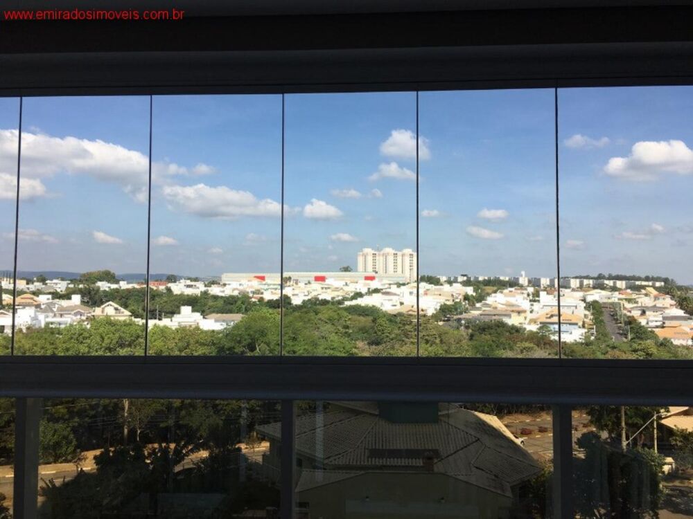 Apartamento à venda com 3 quartos, 140m² - Foto 2