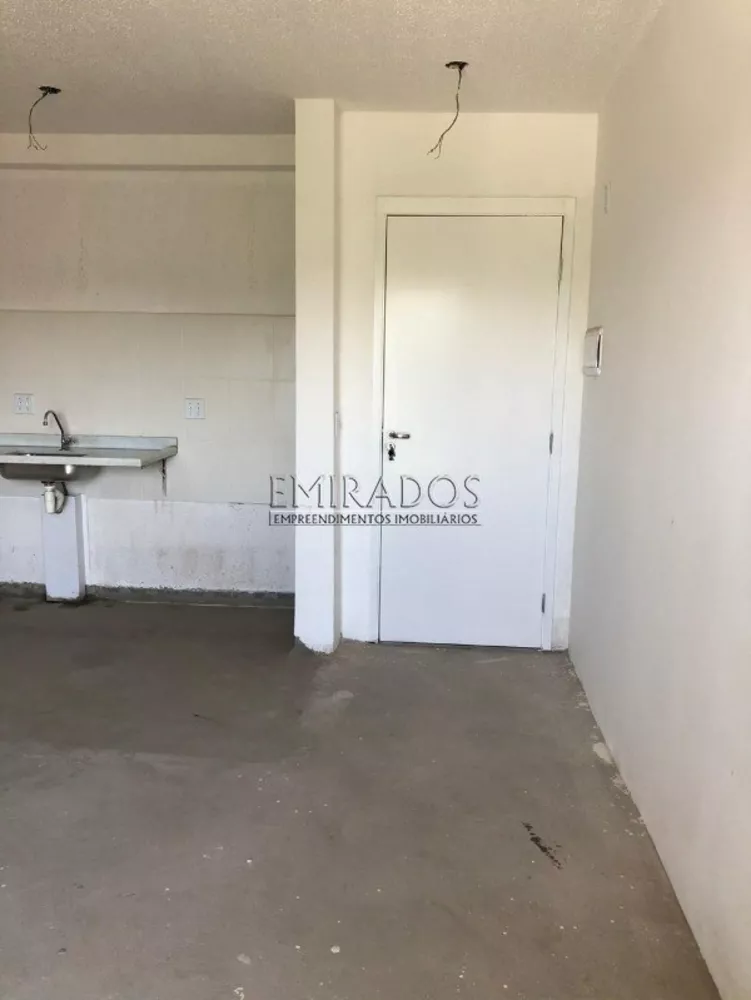 Apartamento à venda com 2 quartos, 48m² - Foto 2