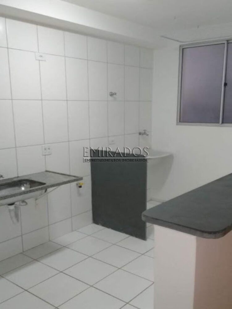 Apartamento à venda com 3 quartos, 60m² - Foto 2
