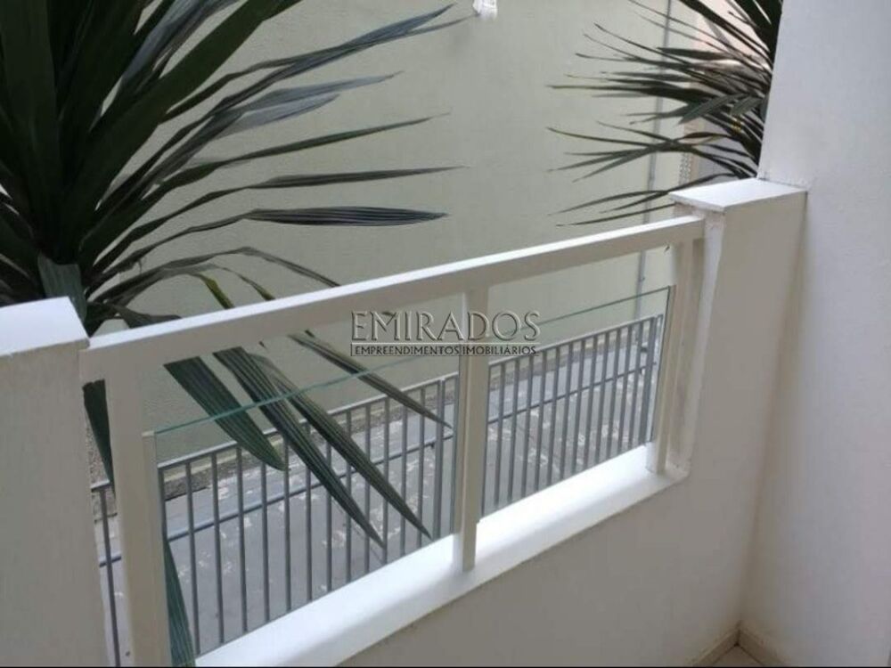 Apartamento à venda com 3 quartos, 60m² - Foto 1