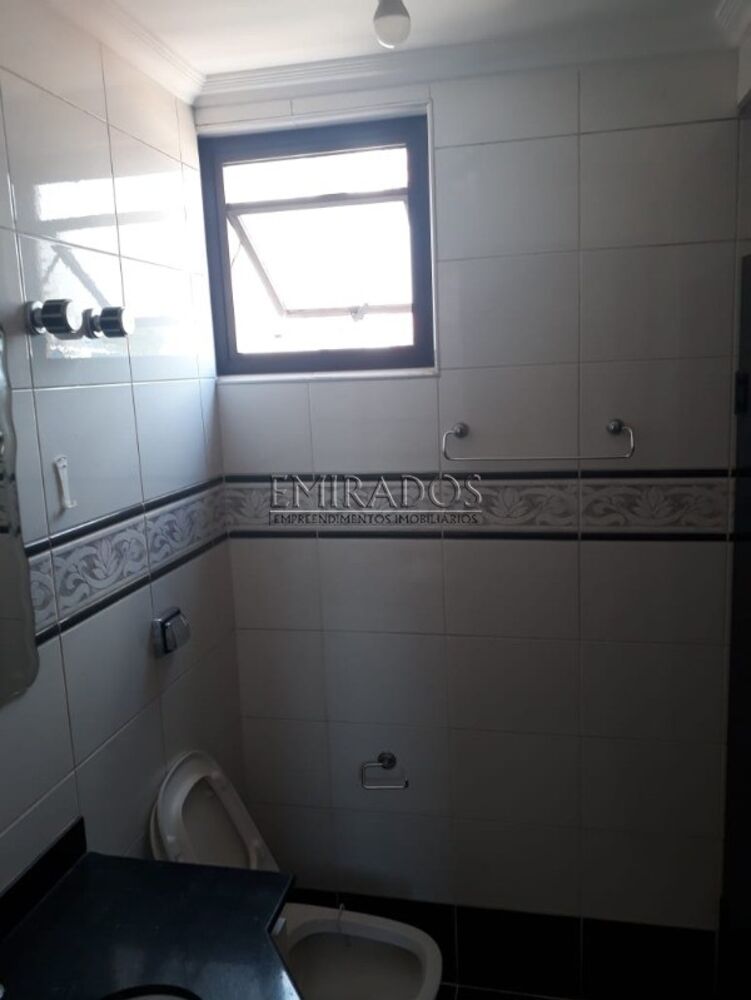 Apartamento à venda com 3 quartos, 100m² - Foto 8