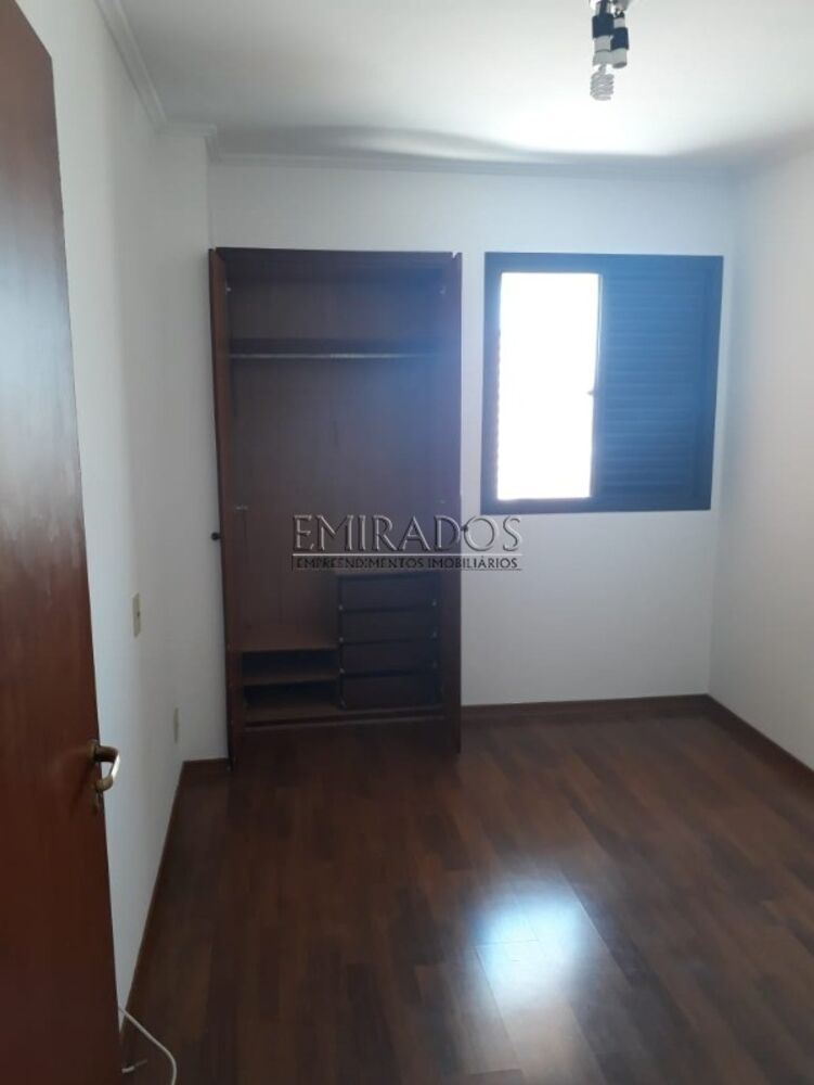 Apartamento à venda com 3 quartos, 100m² - Foto 6