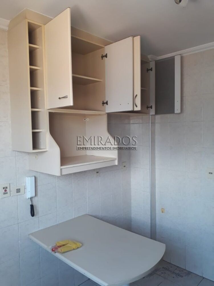 Apartamento à venda com 3 quartos, 100m² - Foto 4