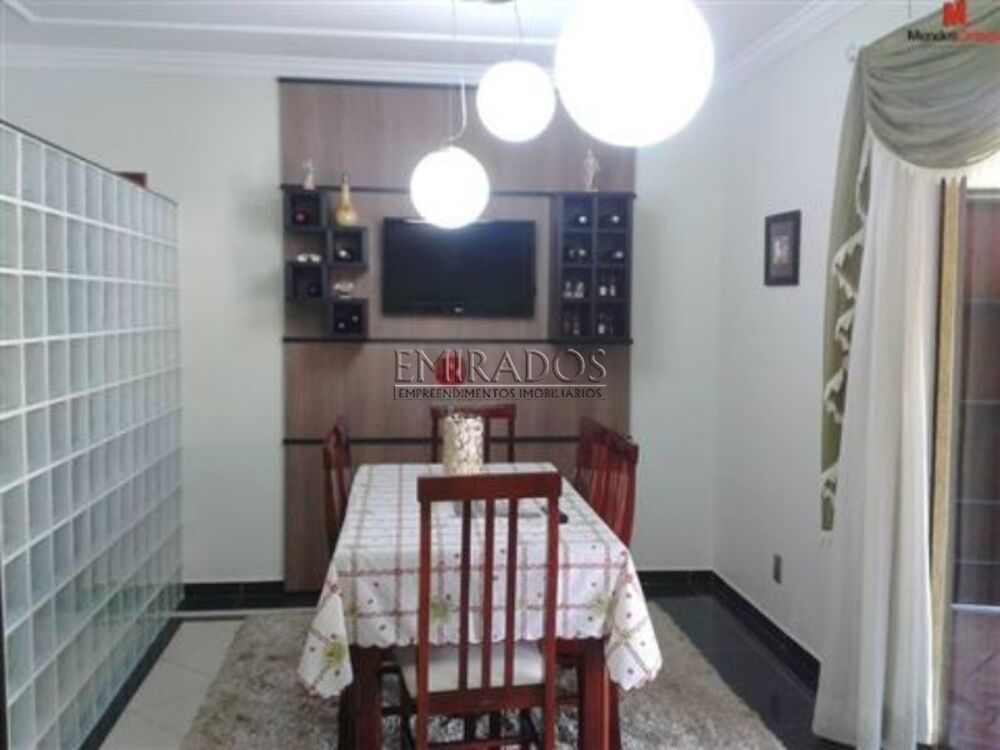 Casa, 4 quartos - Foto 1