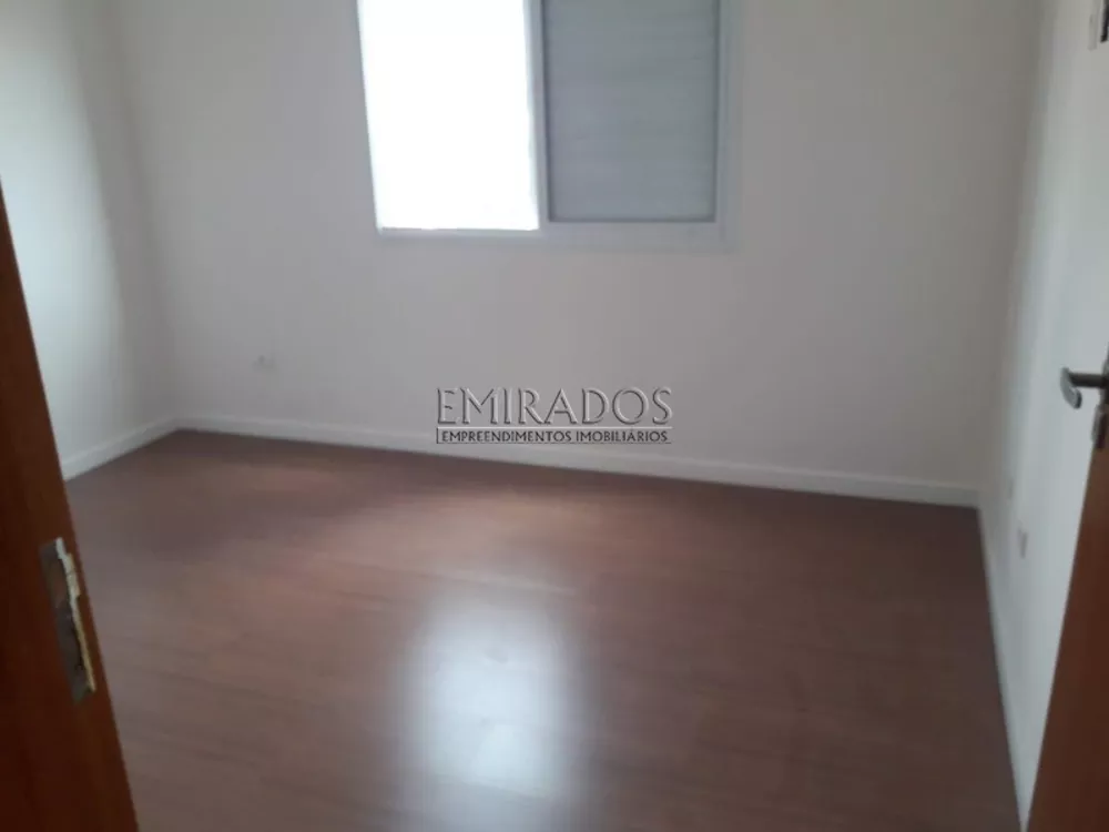 Apartamento à venda com 2 quartos, 66m² - Foto 4