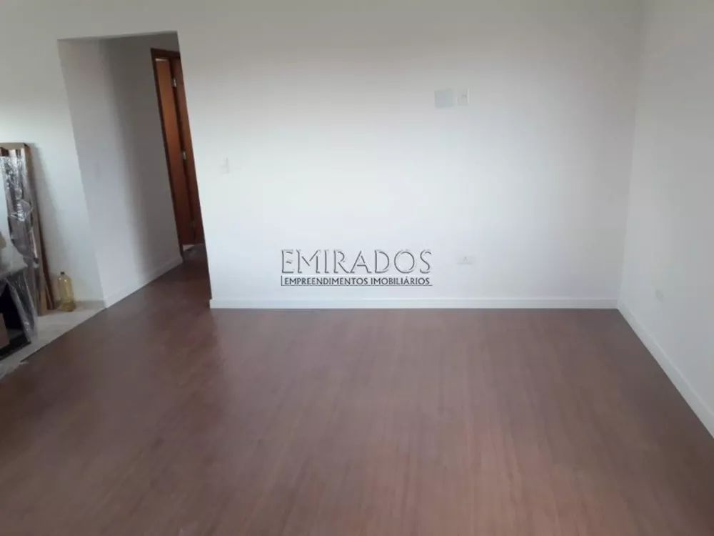 Apartamento à venda com 2 quartos, 66m² - Foto 2