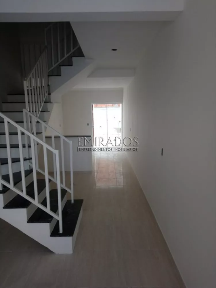 Casa à venda com 2 quartos - Foto 1