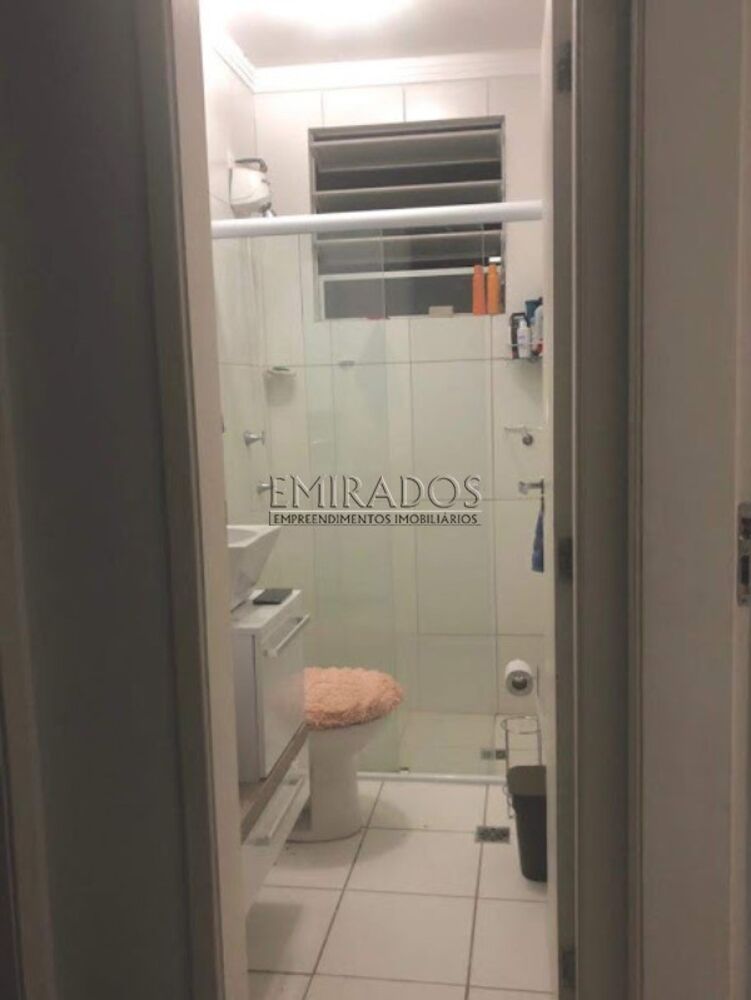 Apartamento para alugar com 2 quartos, 47m² - Foto 4