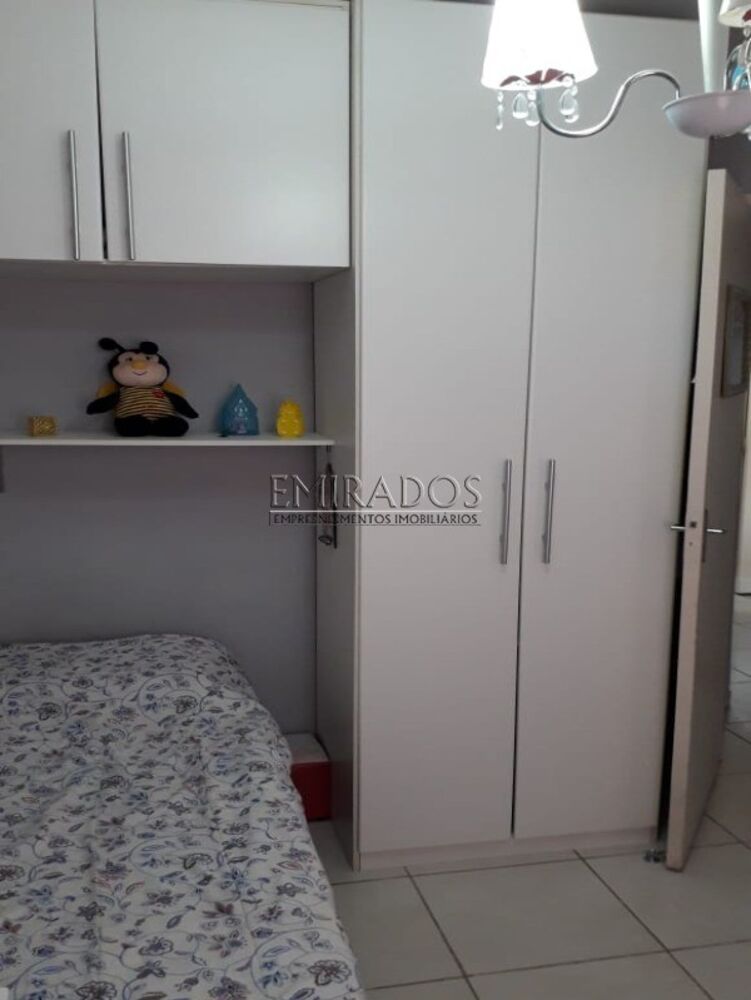 Casa à venda com 2 quartos, 90m² - Foto 7