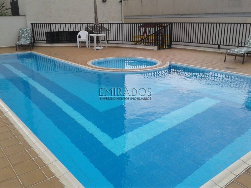 Apartamento para alugar com 3 quartos, 132m² - Foto 8