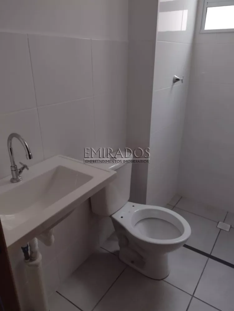 Apartamento para alugar com 2 quartos, 49m² - Foto 4