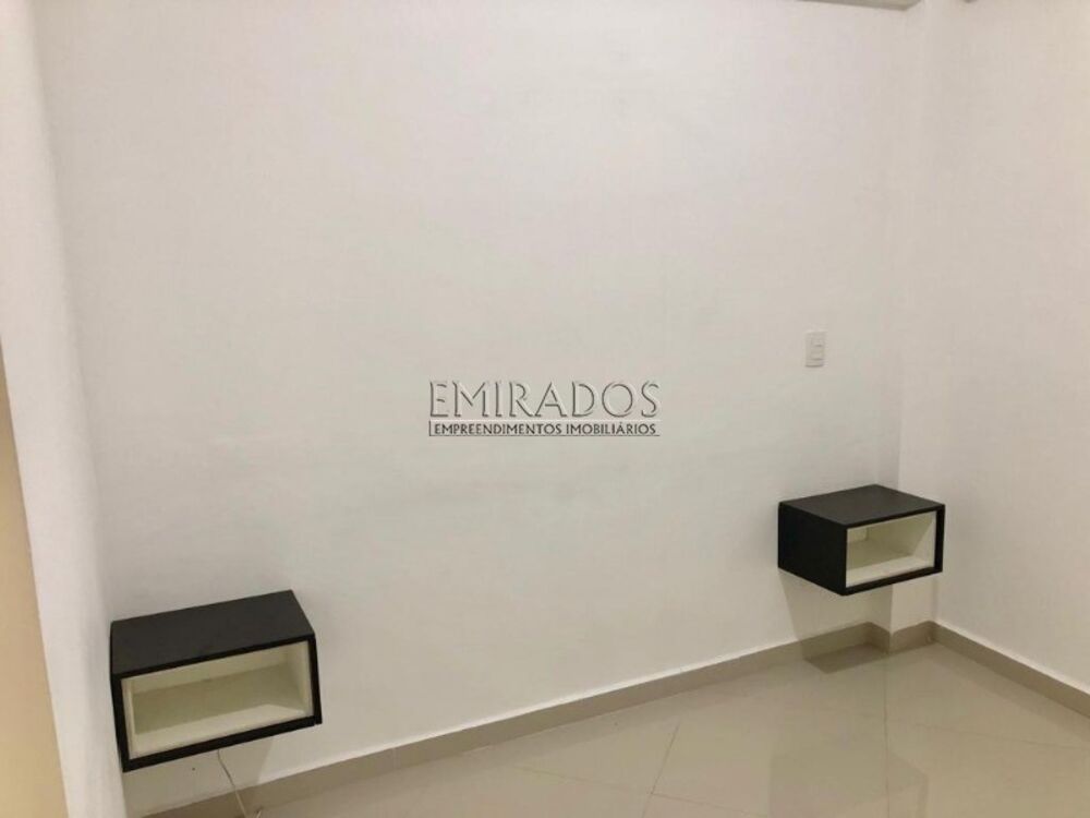 Apartamento à venda com 2 quartos, 60m² - Foto 4