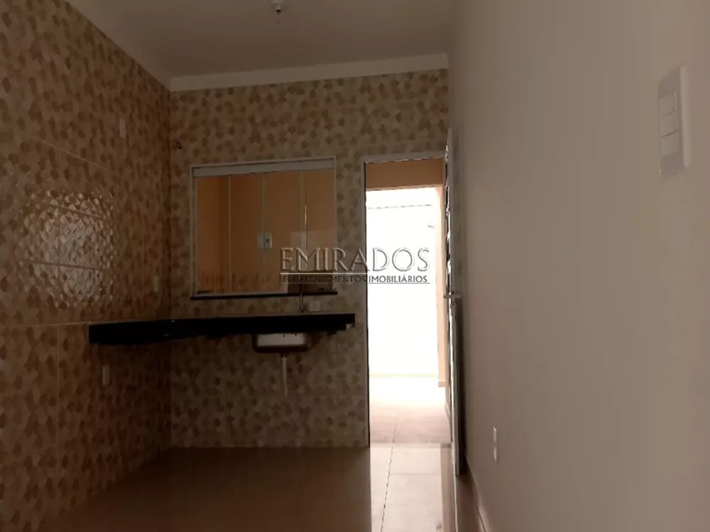 Casa à venda com 3 quartos, 115m² - Foto 4