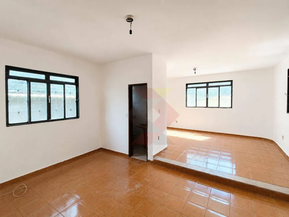 Casa, 3 quartos, 250 m² - Foto 4