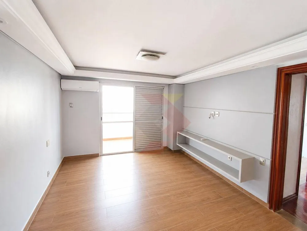 Apartamento, 3 quartos, 215 m² - Foto 10