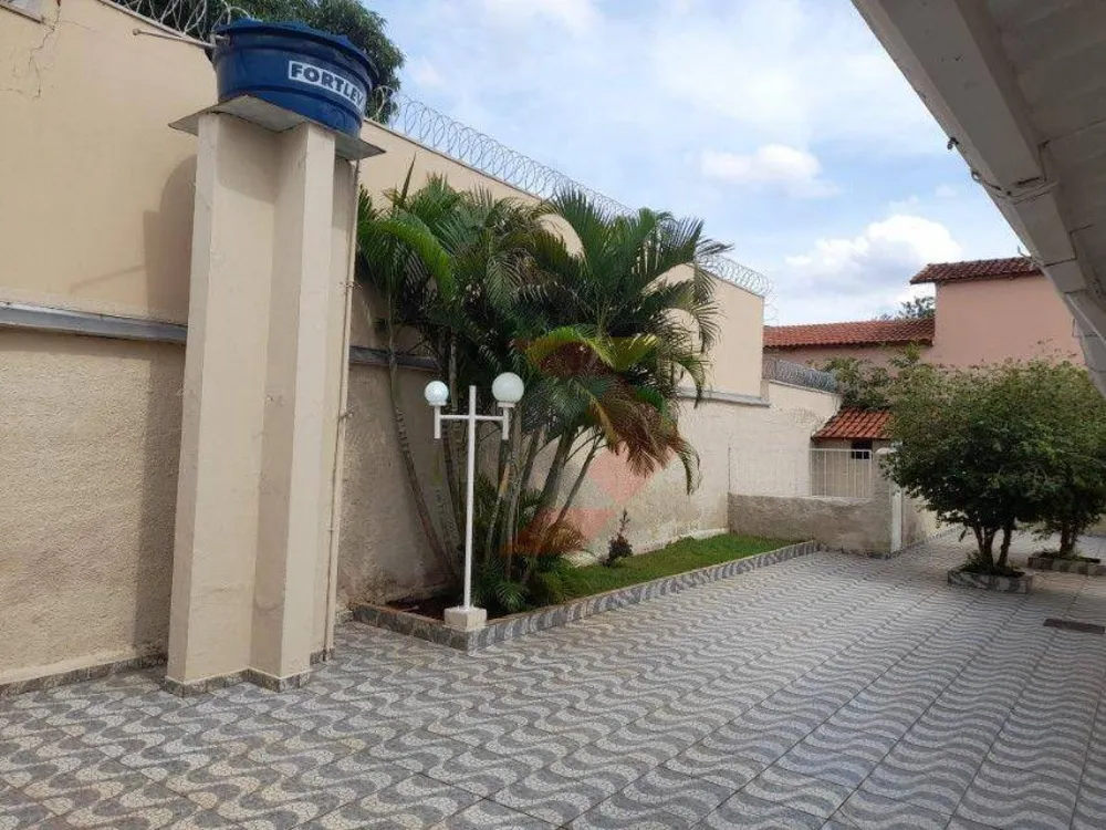 Casa, 3 quartos, 358 m² - Foto 1
