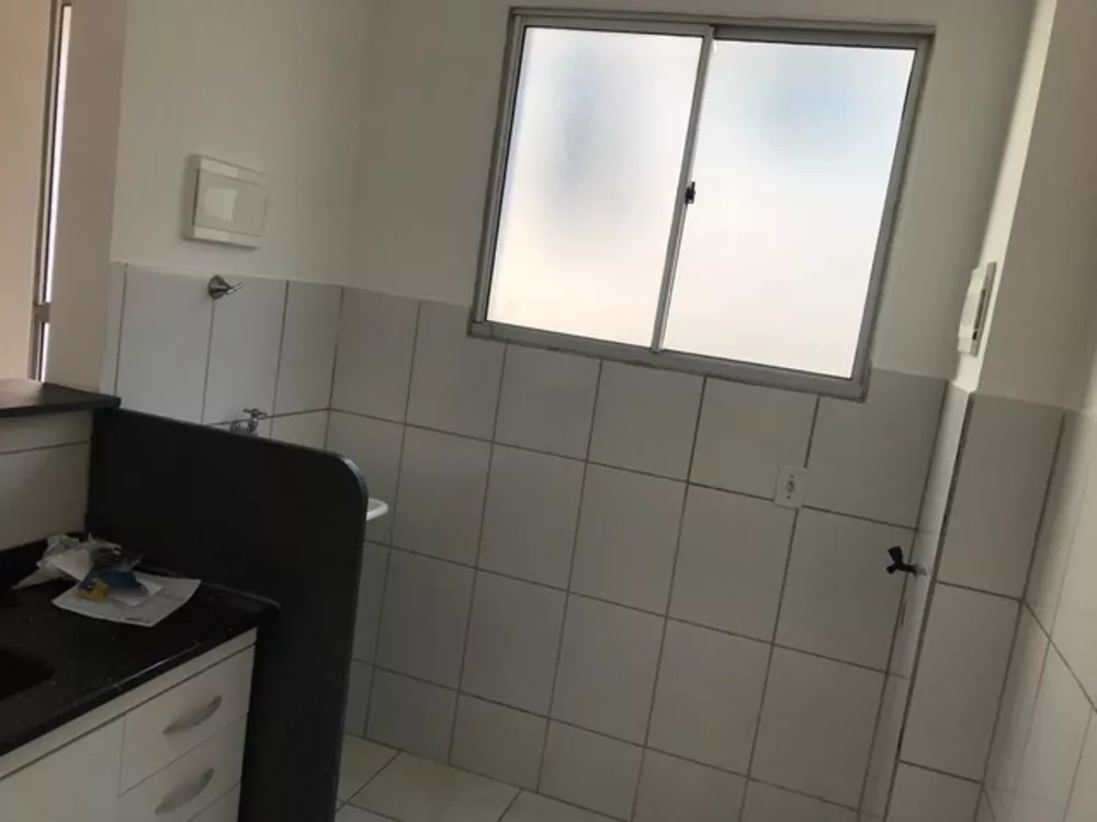 Apartamento à venda com 2 quartos, 48m² - Foto 2