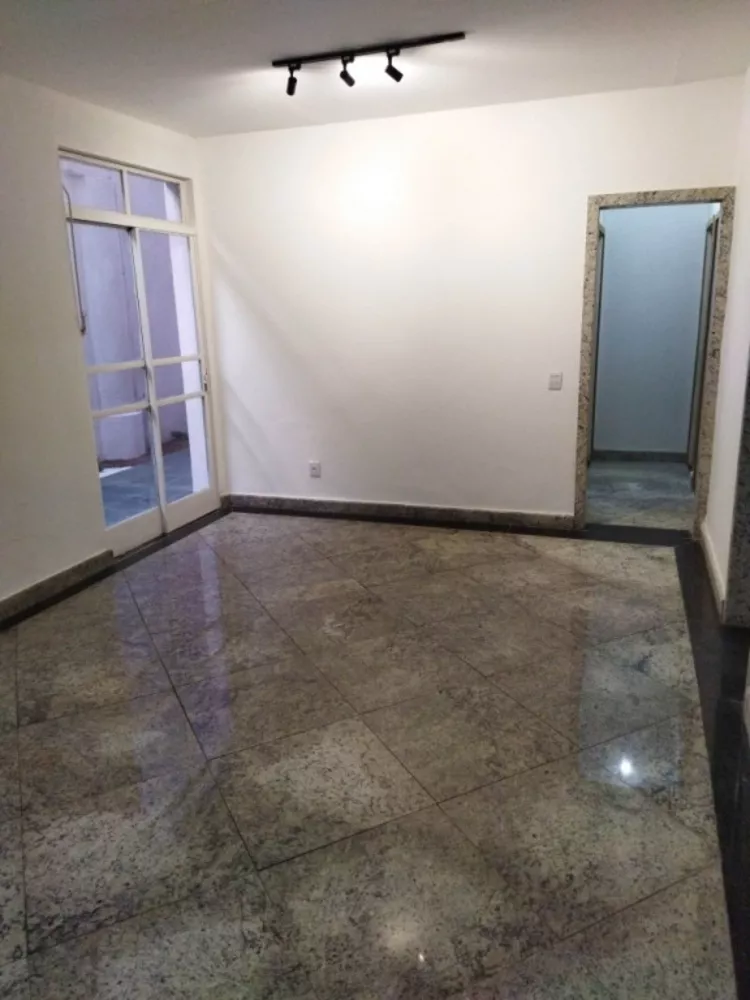 Apartamento à venda com 3 quartos, 170m² - Foto 1