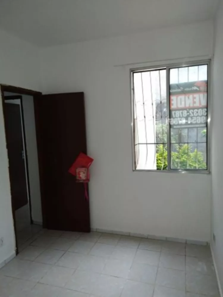 Apartamento à venda com 2 quartos, 48m² - Foto 2