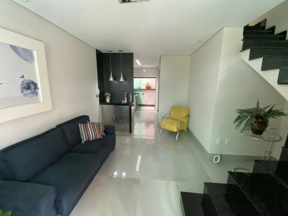 Casa, 3 quartos, 360 m² - Foto 1