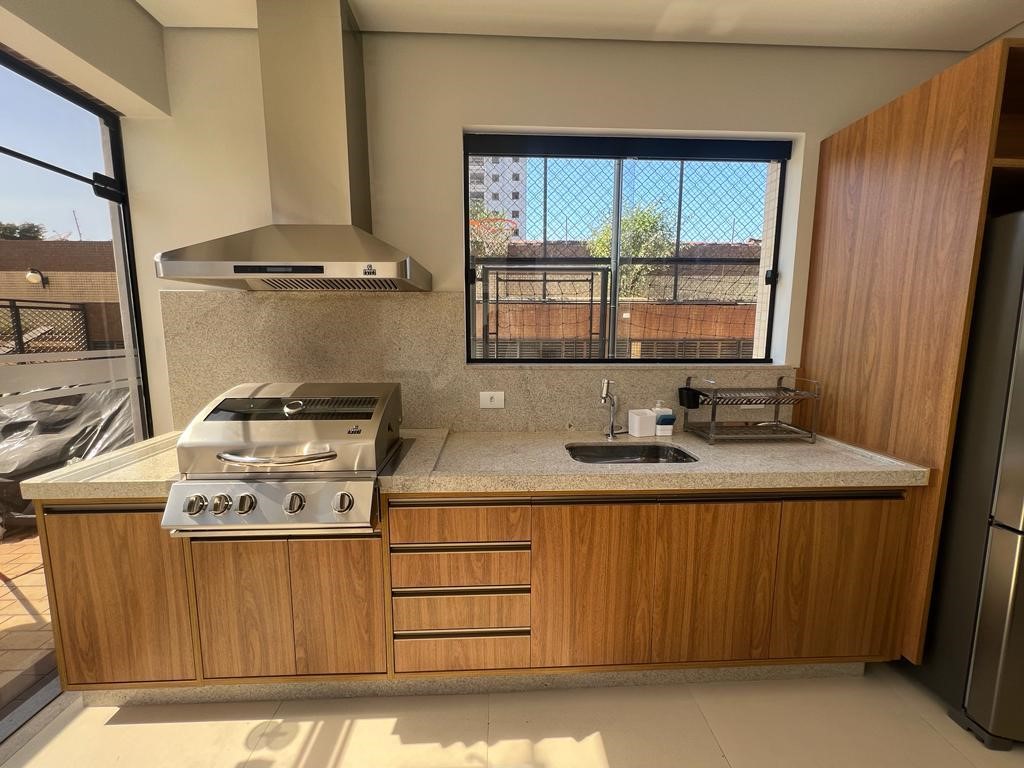 Apartamento à venda com 3 quartos, 192m² - Foto 7