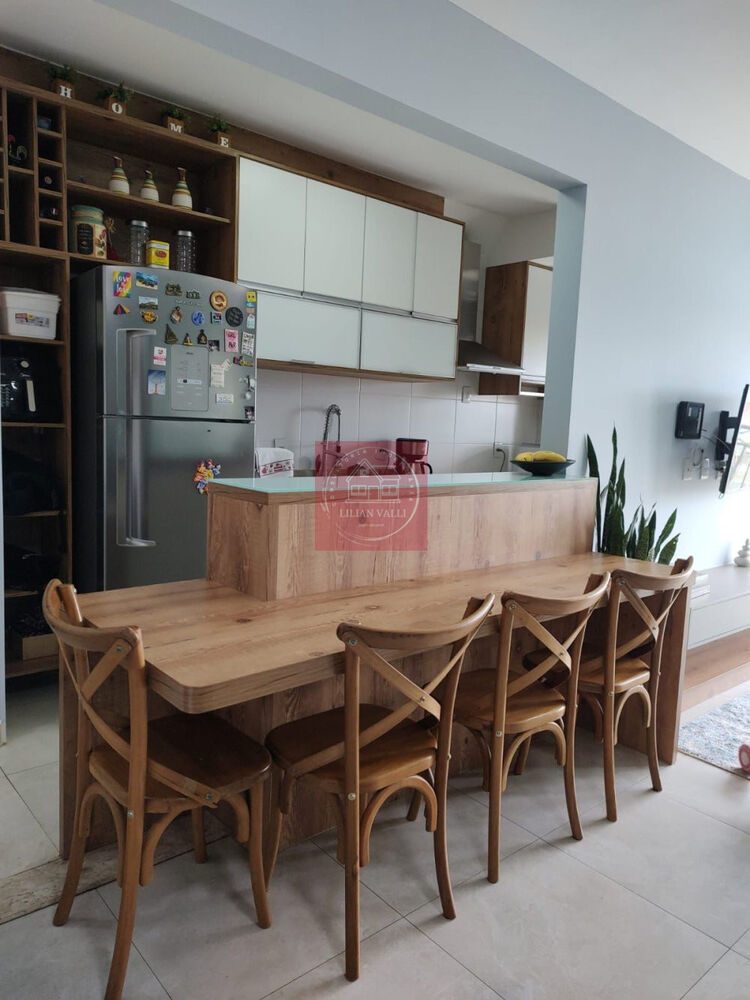 Apartamento à venda com 3 quartos, 80m² - Foto 1