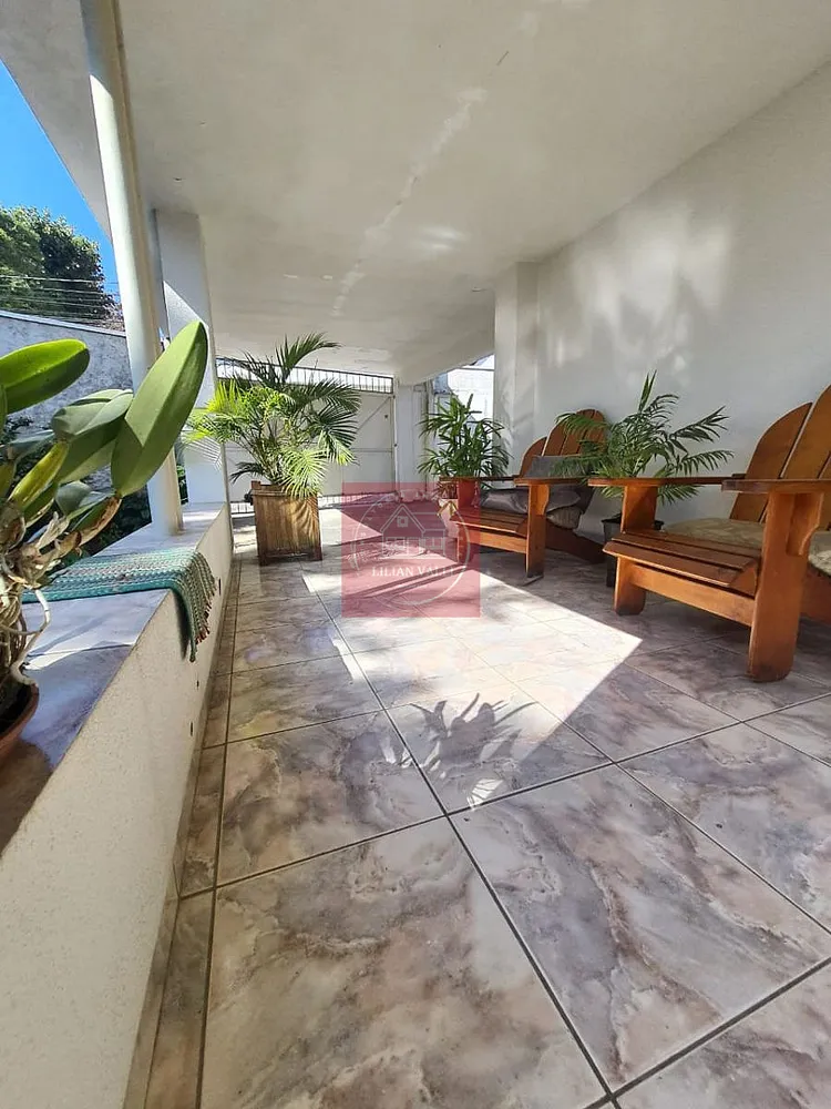 Casa, 3 quartos, 270 m² - Foto 2