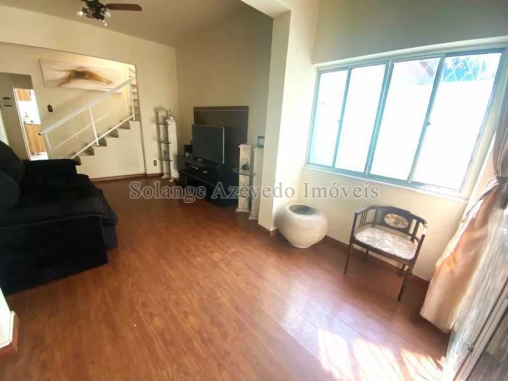 Casa, 5 quartos, 246 m² - Foto 2