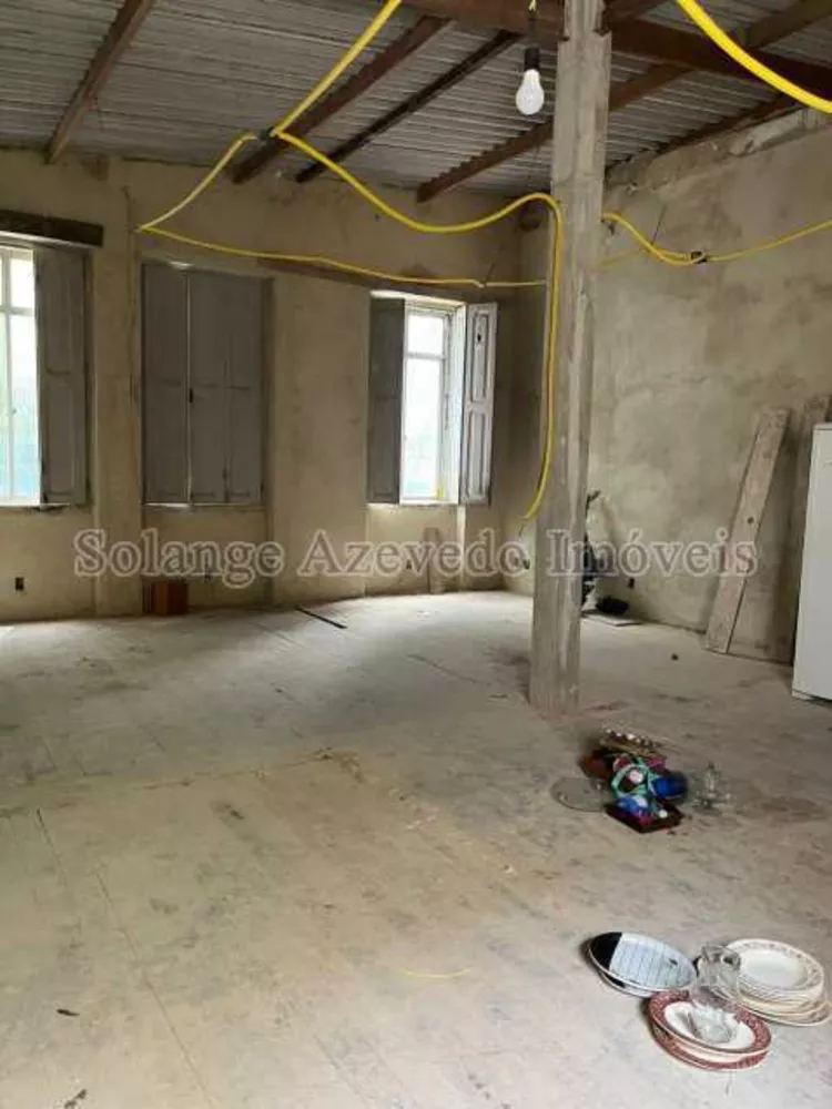 Casa, 3 quartos, 253 m² - Foto 1