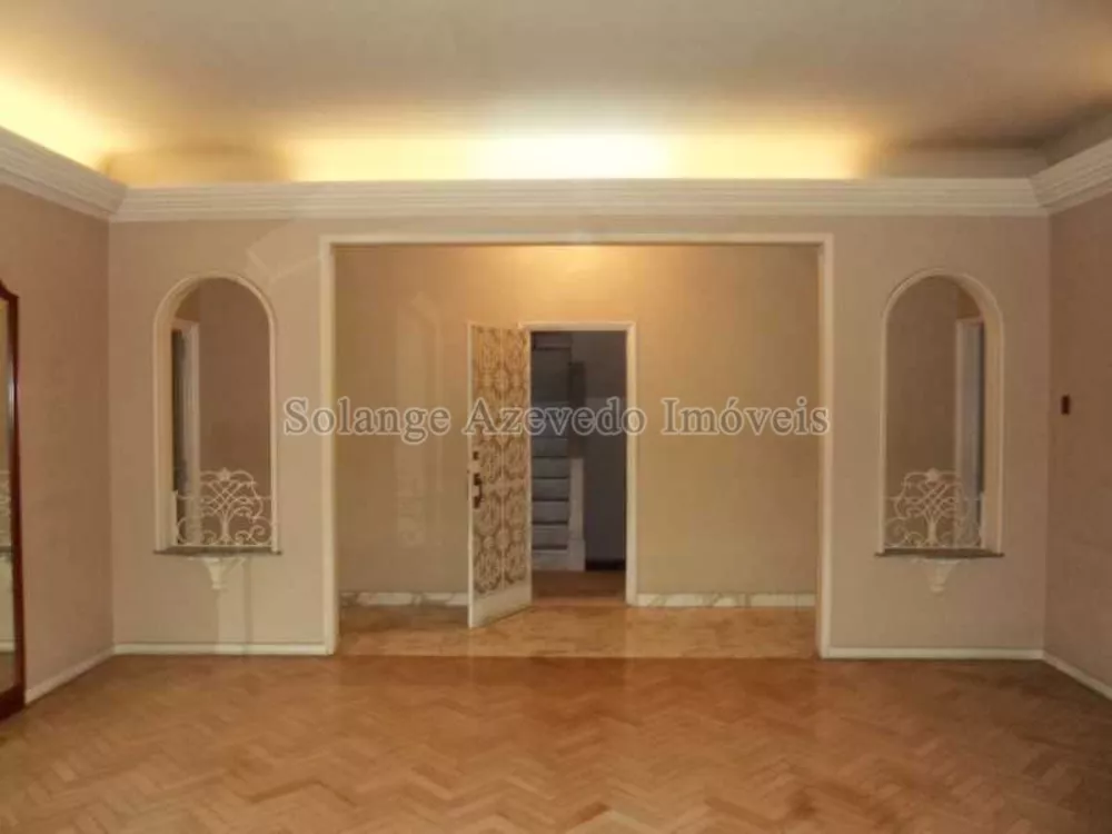 Apartamento, 3 quartos, 250 m² - Foto 1