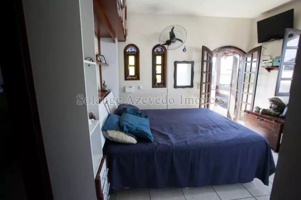 Casa, 4 quartos, 219 m² - Foto 1