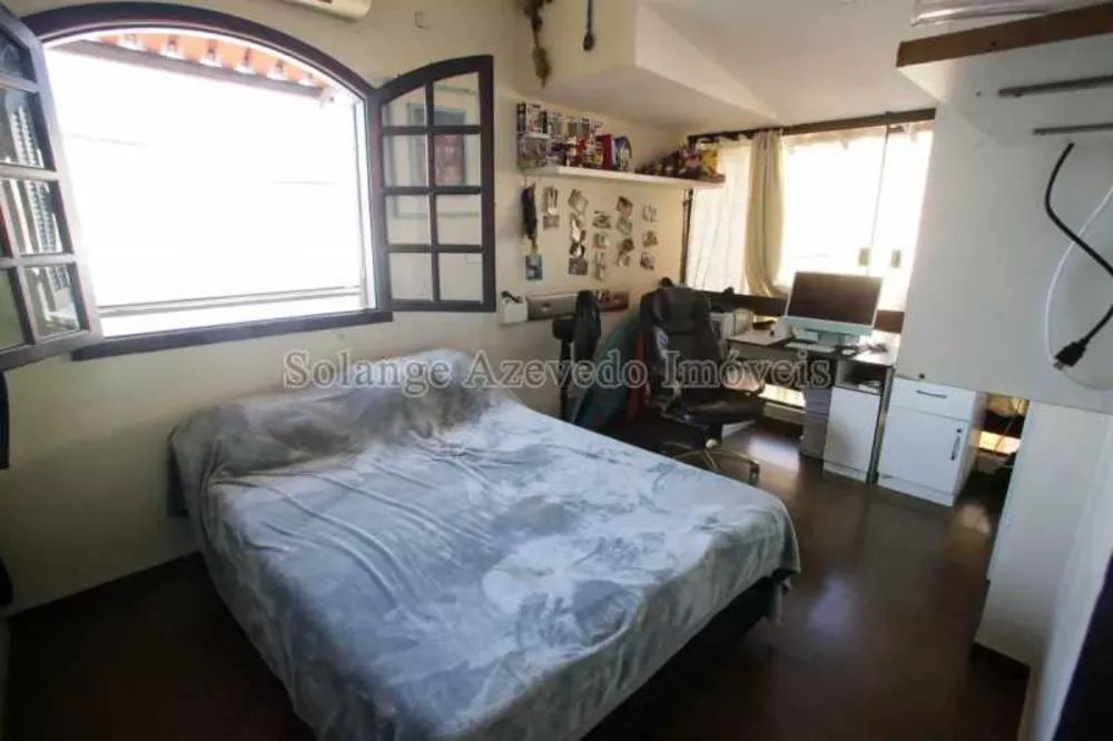 Casa, 4 quartos, 219 m² - Foto 2