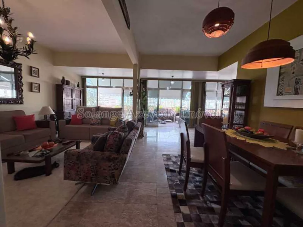 Cobertura, 3 quartos, 212 m² - Foto 2